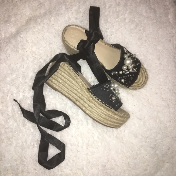 Guess boho lace up espadrilles - Picture 2 of 6